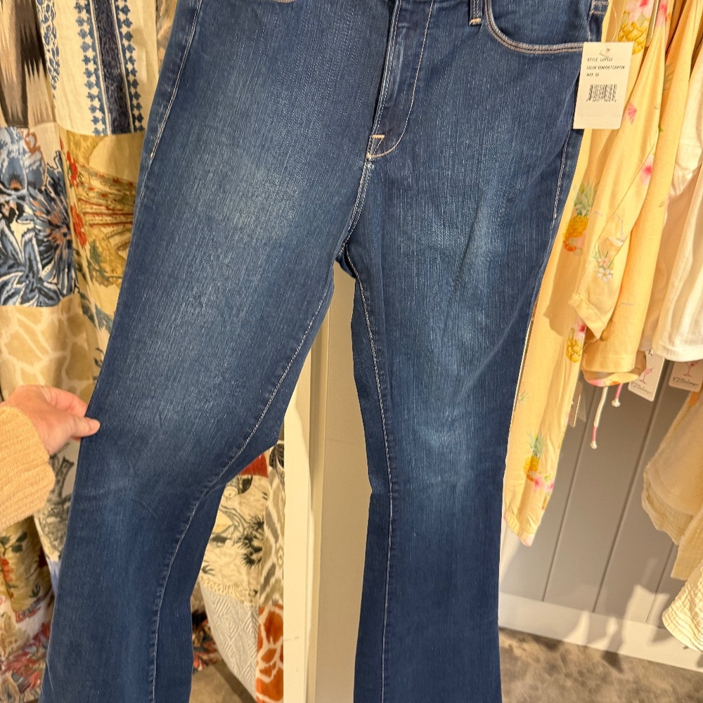 Frame Flare Jeans